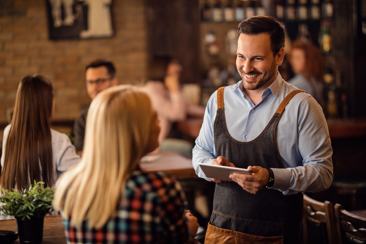 Restaurant Captain Job Vacancy in Dubai